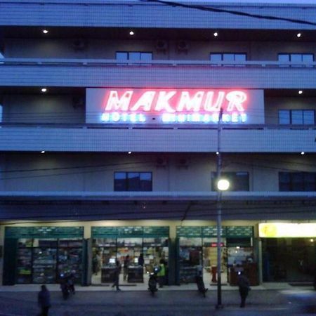 Hotel Makmur Tarakan Bagian luar foto