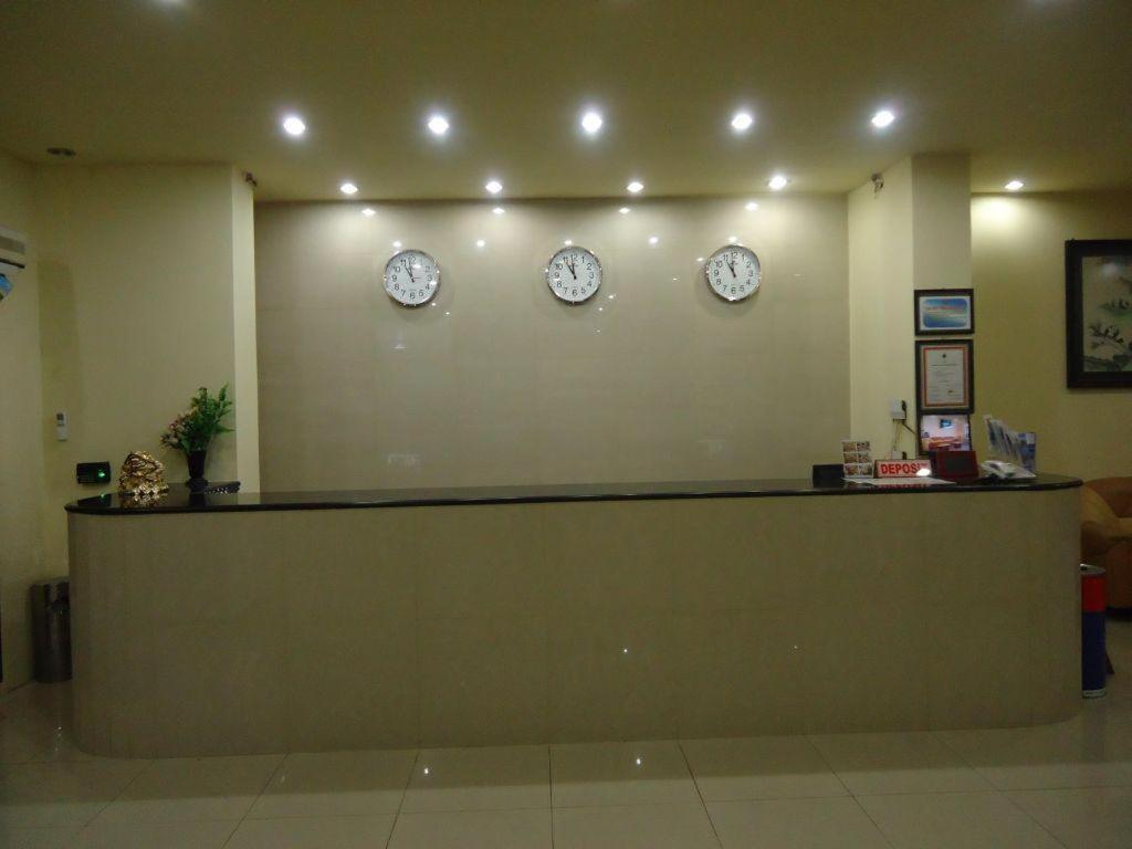 Hotel Makmur Tarakan Bagian luar foto